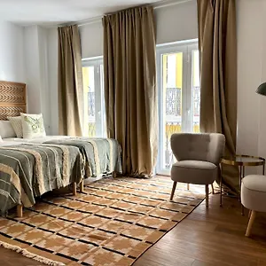 https://magno-apartments-lineros.es-andalucia.com